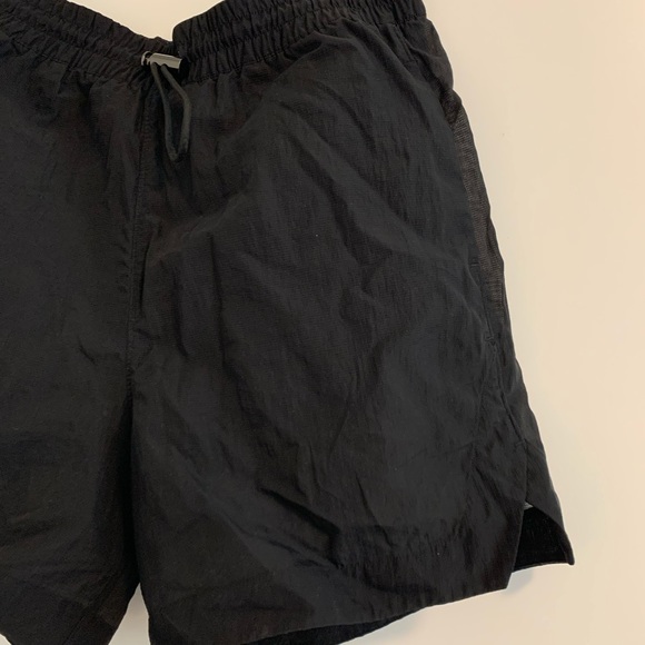 Lululemon Mesh High Waisted Shorts W Draw String - Picture 5 of 9